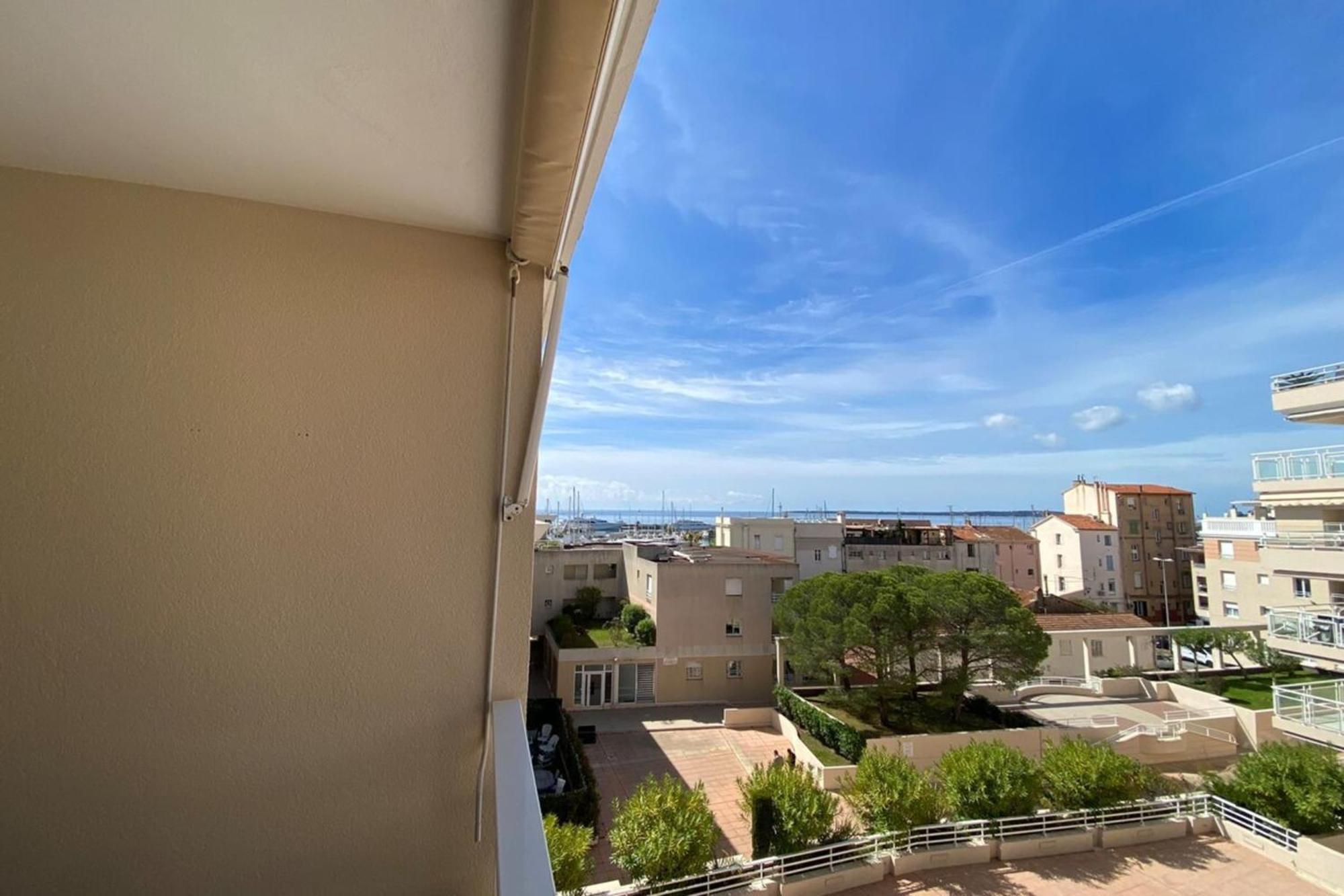 06Ai - Beautiful Renovated Studio - Sea And Pool View Vallauris Exterior foto