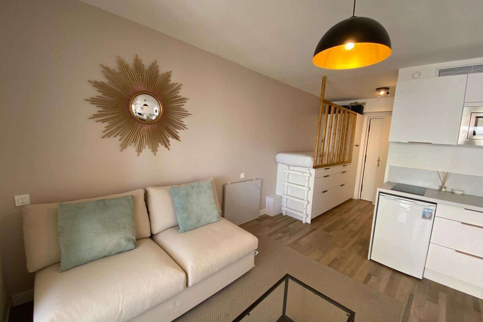 06Ai - Beautiful Renovated Studio - Sea And Pool View Vallauris Exterior foto